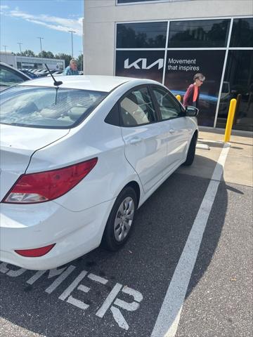 2016 Hyundai Accent SE