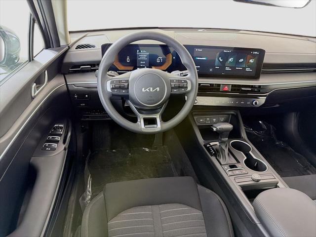 2026 Kia K5 LXS FWD