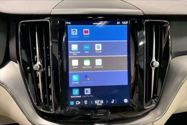 2024 Volvo XC60 B5 Core Dark Theme