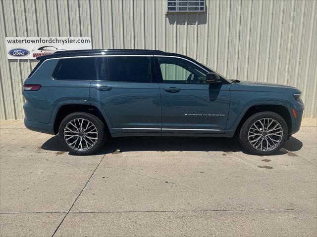 2026 Jeep Grand Cherokee L Summit 4x4 for sale in Watertown, SD