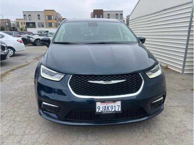 2023 Chrysler Pacifica Hybrid Touring L