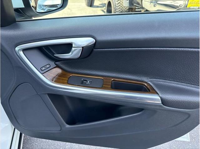 2012 Volvo S60 T5