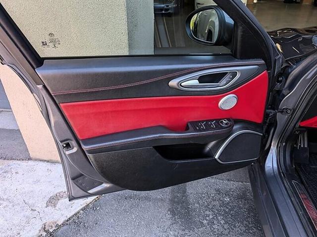 2017 Alfa Romeo Giulia Ti AWD