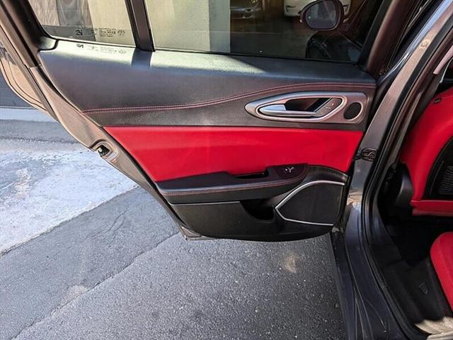 2017 Alfa Romeo Giulia Ti AWD
