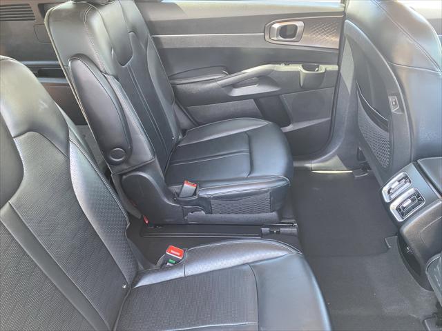 2025 Kia Sorento Hybrid EX