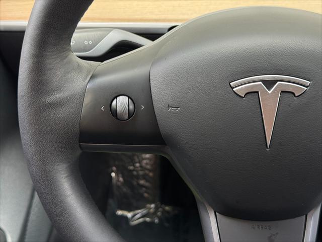 2021 Tesla Model 3 Standard Range Plus Rear-Wheel Drive