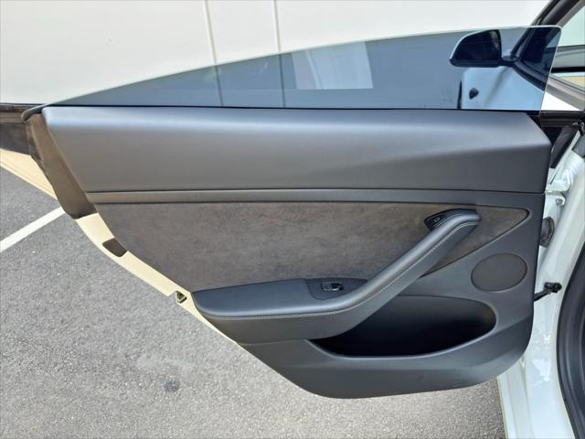 2021 Tesla Model 3 Standard Range Plus Rear-Wheel Drive