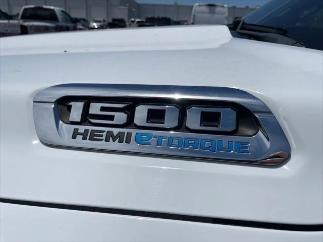 2022 Ram 1500 Big Horn Crew Cab 4x4 5'7" Box