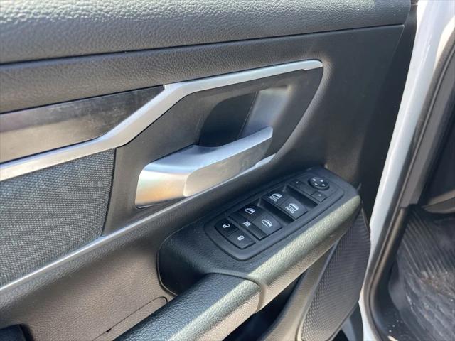 2022 Ram 1500 Big Horn Crew Cab 4x4 5'7" Box