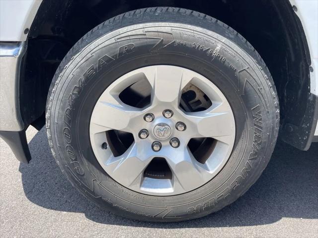 2022 Ram 1500 Big Horn Crew Cab 4x4 5'7" Box