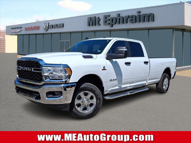 2024 RAM 3500 Big Horn Crew Cab 4x4 8 Box 2024 RAM 3500 Big Horn Crew Cab 4x4 8 Box