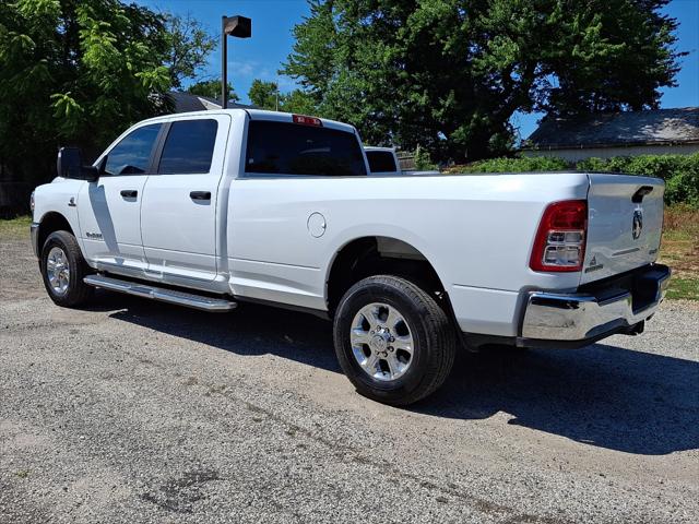 2024 RAM 3500 Big Horn Crew Cab 4x4 8 Box 2024 RAM 3500 Big Horn Crew Cab 4x4 8 Box