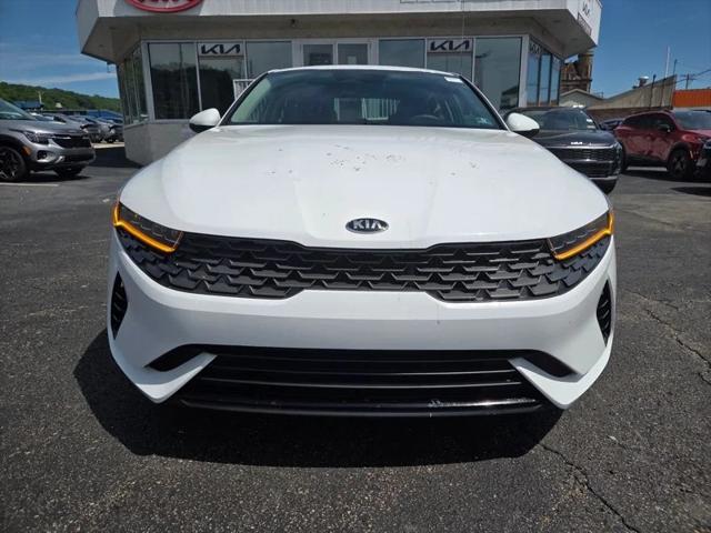 2021 Kia K5 LXS 2021 Kia K5 LXS