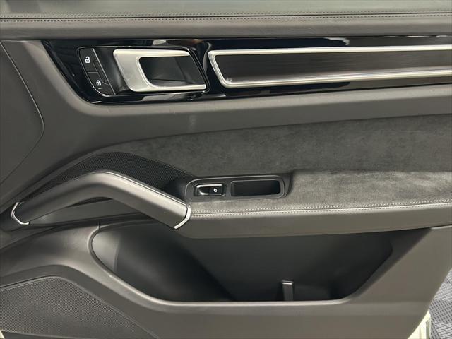 2023 Porsche Cayenne GTS