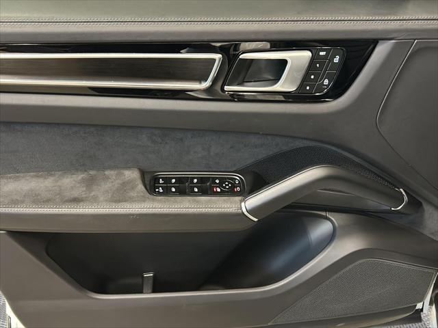 2023 Porsche Cayenne GTS