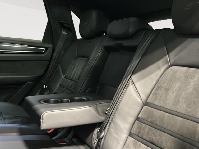 2023 Porsche Cayenne GTS