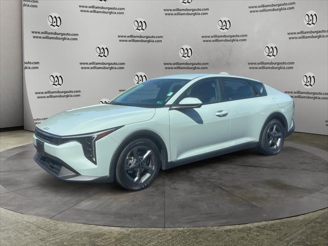2025 Kia K4 LXS 2025 Kia K4 LXS