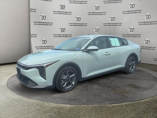 2025 Kia K4 LXS 2025 Kia K4 LXS