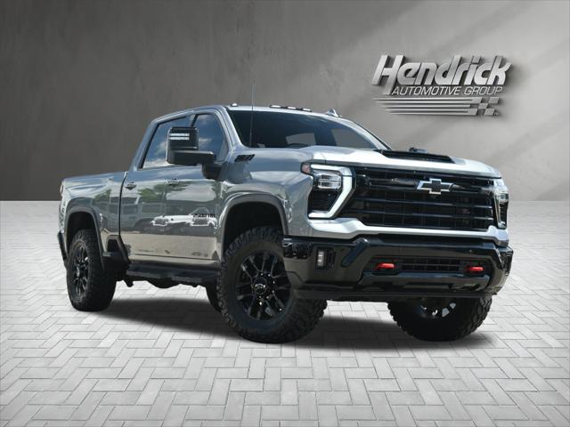 2025 Chevrolet Silverado 2500HD 4WD Crew Cab Standard Bed LTZ