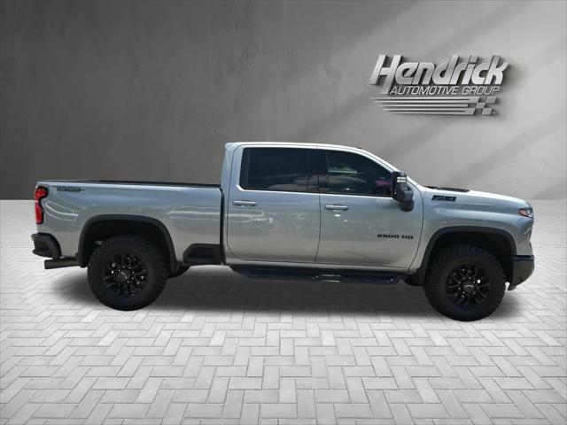 2025 Chevrolet Silverado 2500HD 4WD Crew Cab Standard Bed LTZ