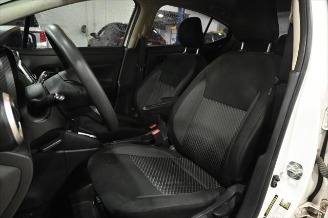 2020 Nissan Versa S Xtronic CVT