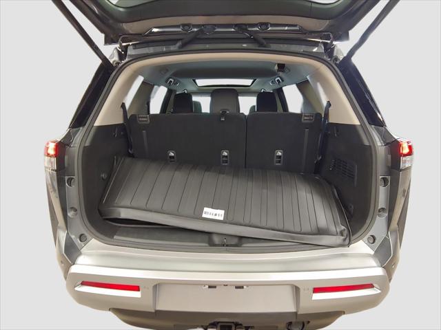 2024 Nissan Pathfinder SL 4WD