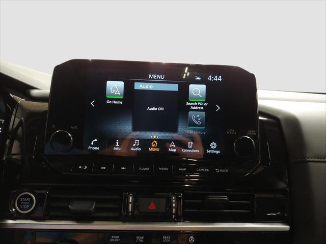 2024 Nissan Pathfinder SL 4WD