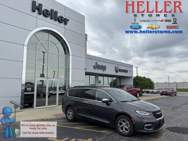 2023 Chrysler Pacifica Limited for sale in Pontiac, IL