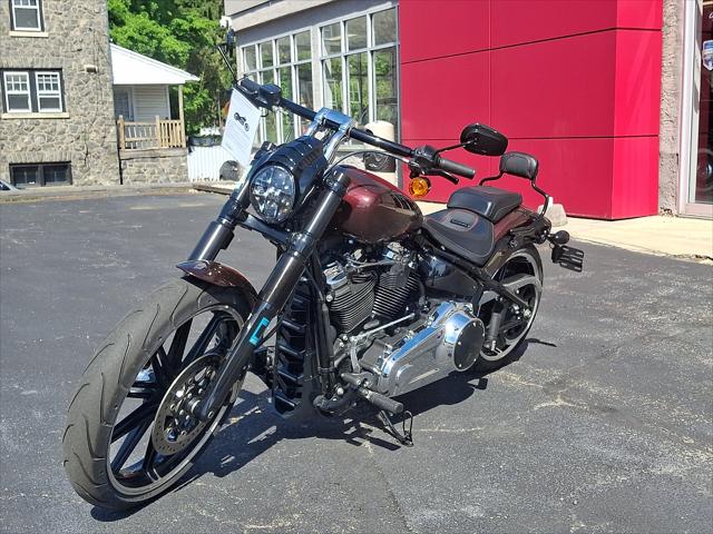 2018 Harley-Davidson Breakout Base