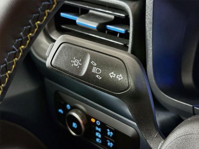 2025 Ford Maverick Lobo Standard