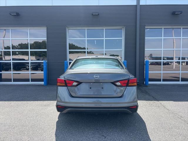 2024 Nissan Altima SV FWD