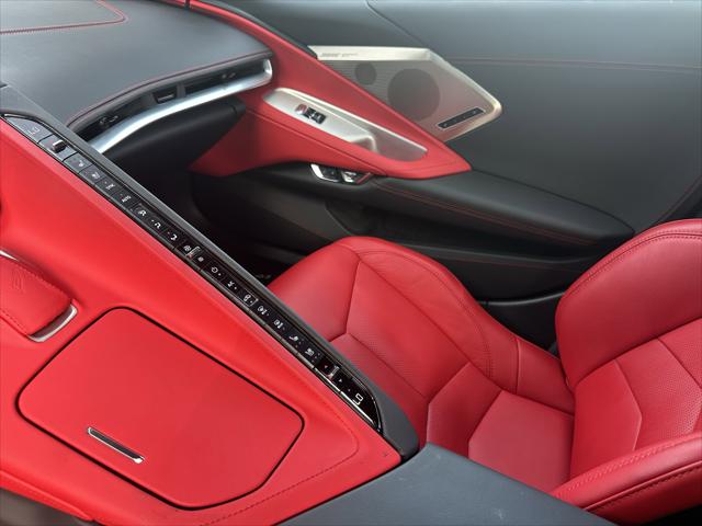 2023 Chevrolet Corvette Stingray RWD Convertible 2LT