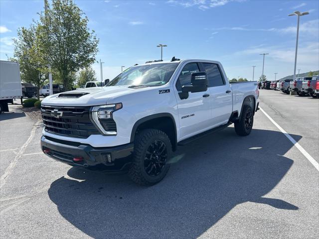 2026 Chevrolet Silverado 2500HD Crew Cab, Standard Bed, LT, 4WD