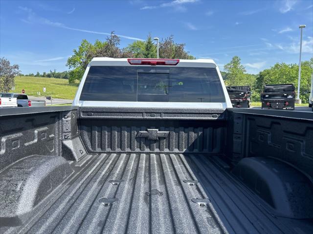 2026 Chevrolet Silverado 2500HD Crew Cab, Standard Bed, LT, 4WD