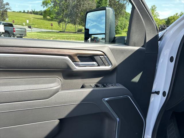 2026 Chevrolet Silverado 2500HD Crew Cab, Standard Bed, LT, 4WD