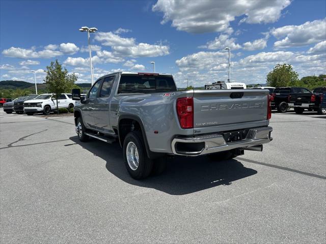 2026 Chevrolet Silverado 3500HD Crew Cab, Long Bed, LT Dual Rear Wheel, RWD