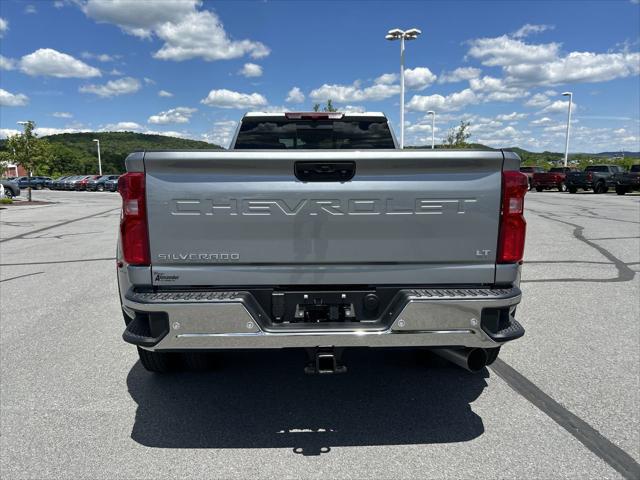 2026 Chevrolet Silverado 3500HD Crew Cab, Long Bed, LT Dual Rear Wheel, RWD