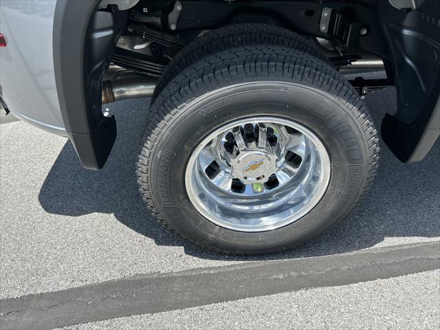 2026 Chevrolet Silverado 3500HD Crew Cab, Long Bed, LT Dual Rear Wheel, RWD