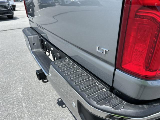 2026 Chevrolet Silverado 3500HD Crew Cab, Long Bed, LT Dual Rear Wheel, RWD