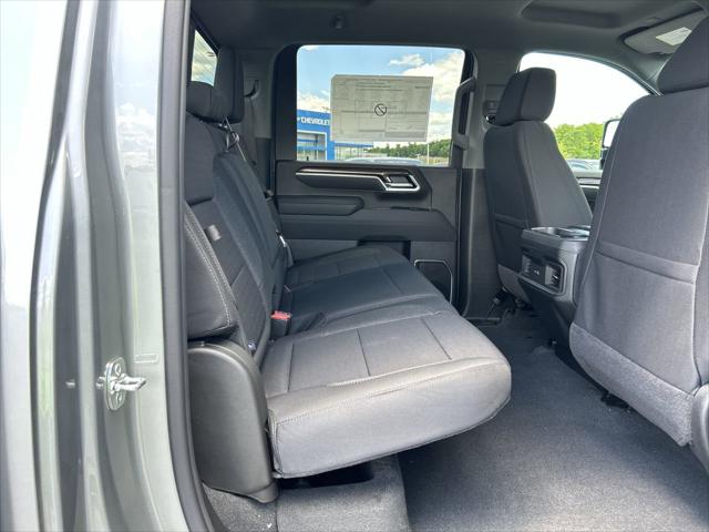 2026 Chevrolet Silverado 3500HD Crew Cab, Long Bed, LT Dual Rear Wheel, RWD
