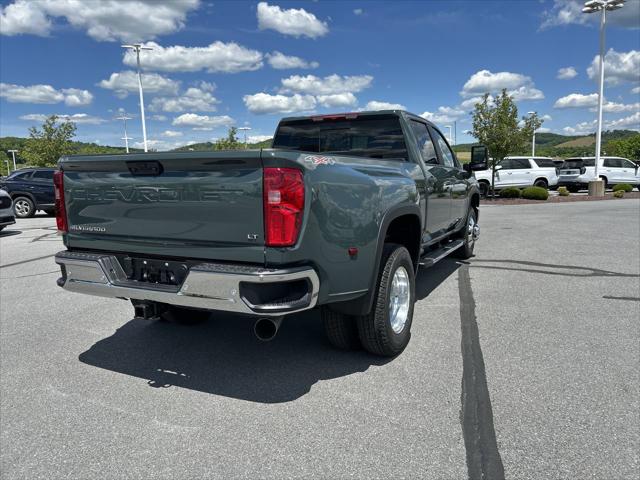 2026 Chevrolet Silverado 3500HD Crew Cab, Long Bed, LT Dual Rear Wheel, RWD
