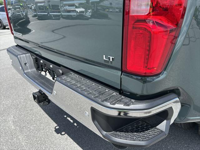 2026 Chevrolet Silverado 3500HD Crew Cab, Long Bed, LT Dual Rear Wheel, RWD