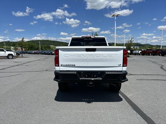2026 Chevrolet Silverado 2500HD Crew Cab, Standard Bed, LT, 4WD