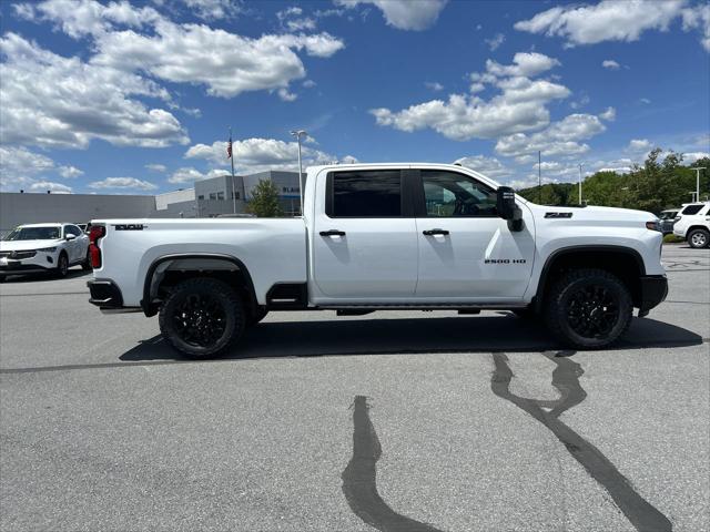 2026 Chevrolet Silverado 2500HD Crew Cab, Standard Bed, LT, 4WD