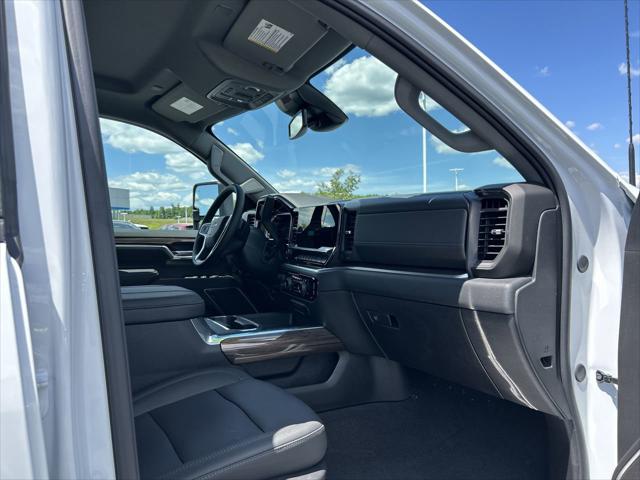 2026 Chevrolet Silverado 2500HD Crew Cab, Standard Bed, LT, 4WD