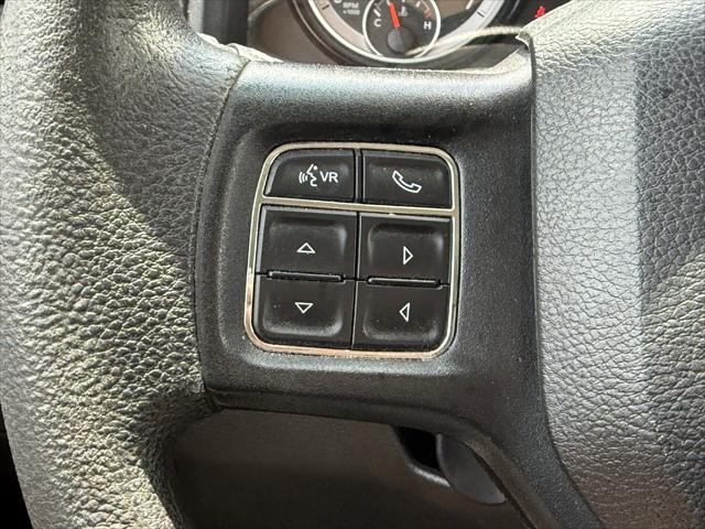 2018 Ram 1500 SLT Crew Cab 4x2 6'4" Box
