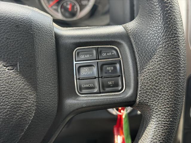 2018 Ram 1500 SLT Crew Cab 4x2 6'4" Box