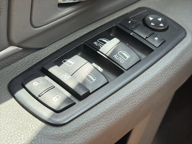 2018 Ram 1500 SLT Crew Cab 4x2 6'4" Box