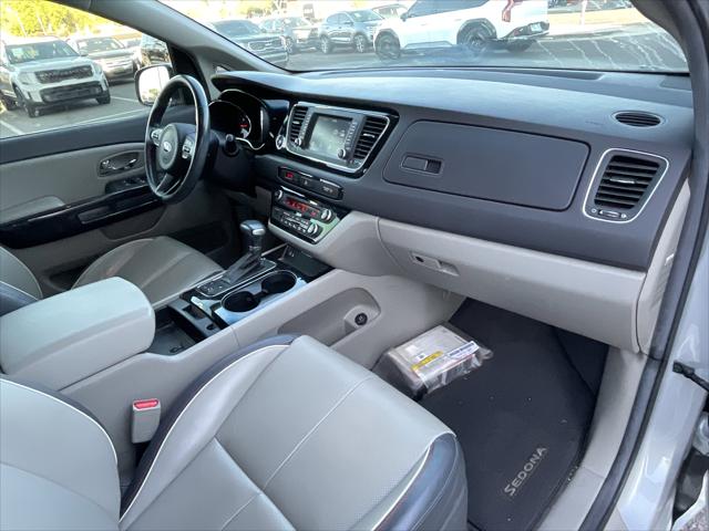 2017 Kia Sedona EX