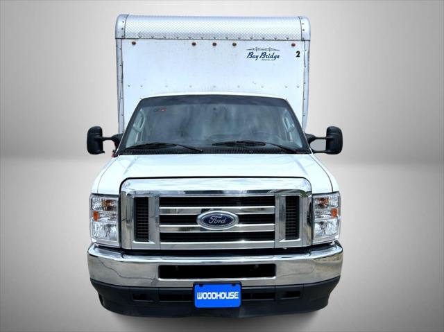 2021 Ford E-350 Cutaway Base